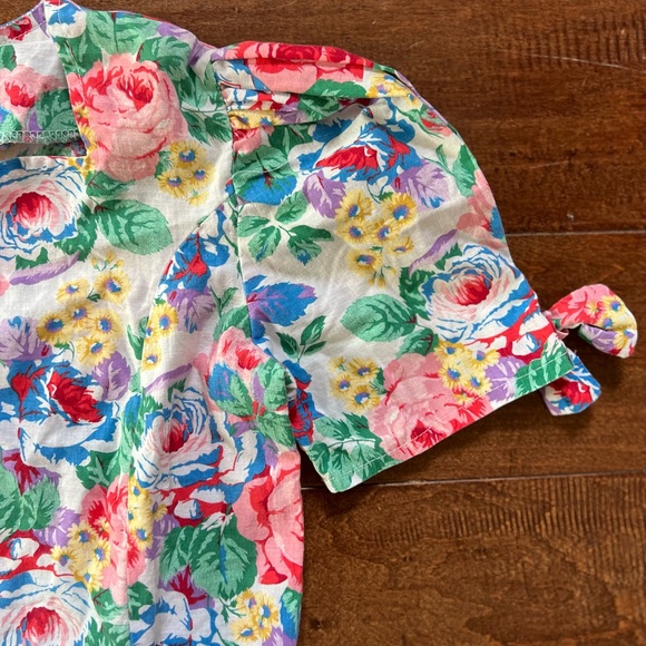 SOLD beautiful vintage floral dress made in canada - Picture 5 of 6